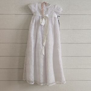 PIPPA & JULIE | WHITE LACE FORMAL DRESS